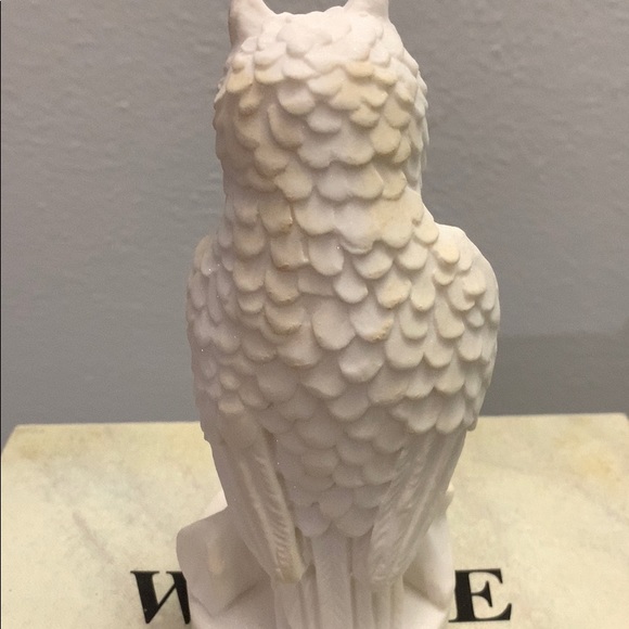 Alabastrite white Snow Owl with red eyes - Picture 5 of 13